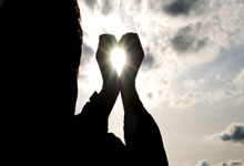 [图]范弗里特37分维金斯30分 火箭险胜热火取九连胜.